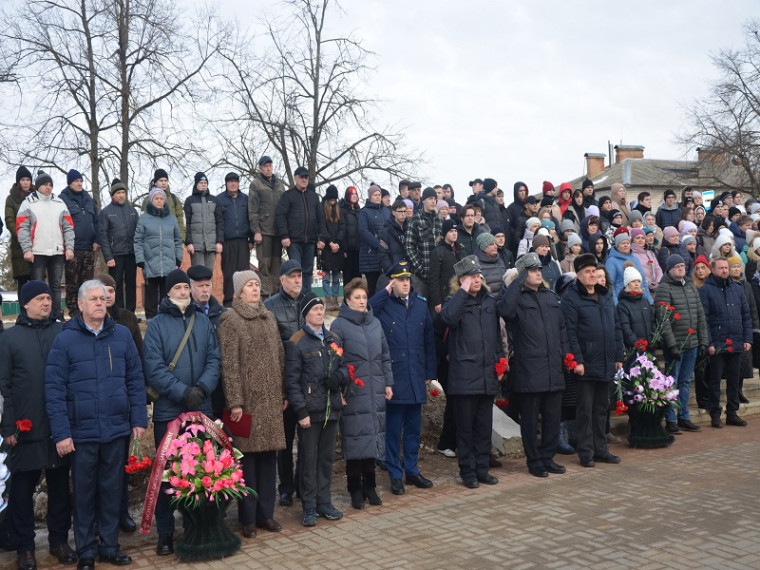 Не забудем никогда!. Не забудем никогда!.