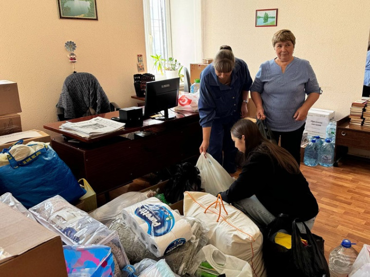 Юхновчане в беде никого не бросают. Юхновчане в беде никого не бросают.